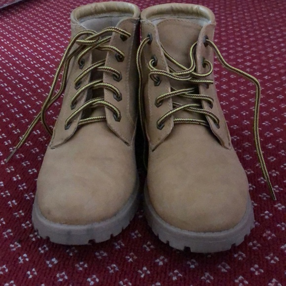 Rainy Boots ✨ WORN ONCE - Picture 6 of 6